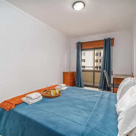 Balcony In By Hostwise