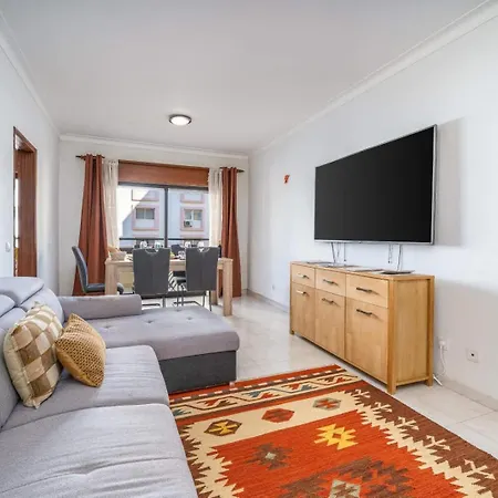 Appartement Balcony In By Hostwise