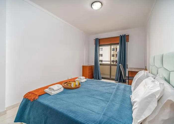 Balcony In By Hostwise