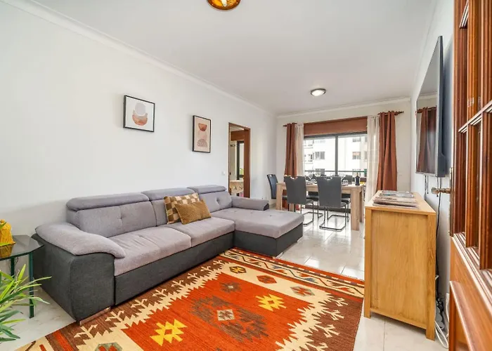 Appartement Balcony In By Hostwise *