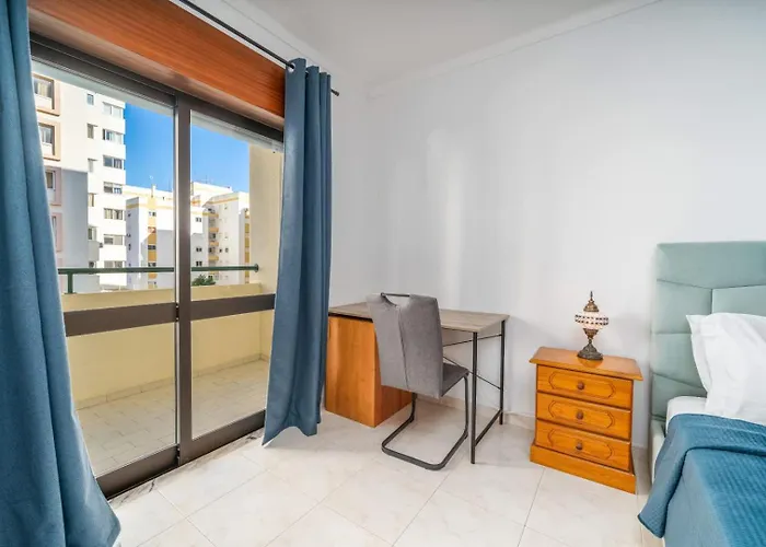 Appartement Balcony In By Hostwise