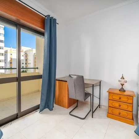 Апартаменты Balcony In By Hostwise