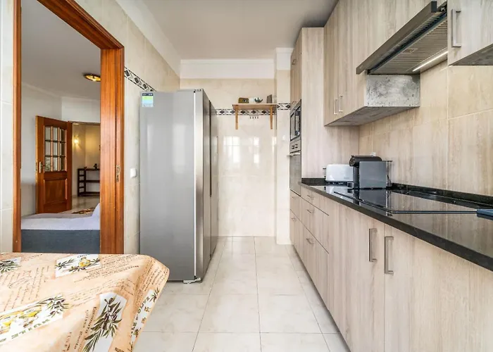 Balcony In By Hostwise *