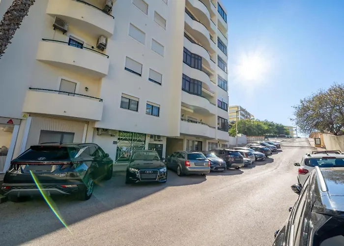 Balcony In By Hostwise * Портиман