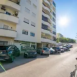 Balcony In By Hostwise * Портиман